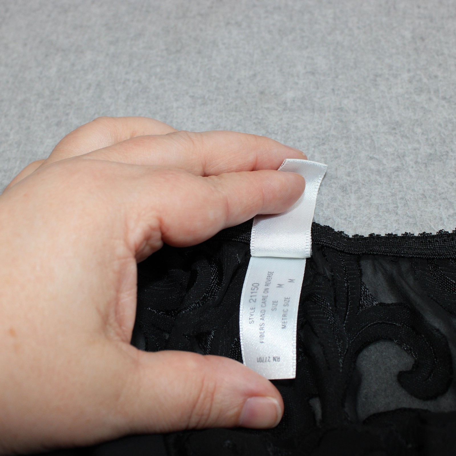 Vintage Olga Oscar De La Renta Panties Women Medium 7 Black Lace Brief 80s x 2