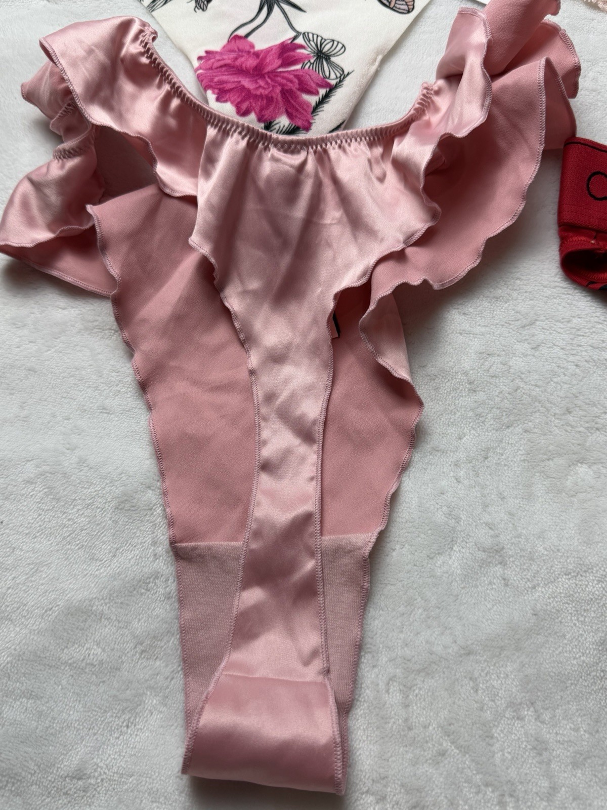Lot of 4 NWT Calvin Klein Victoria’s Secret Panties Medium M Satin Ruffle Thong⁠