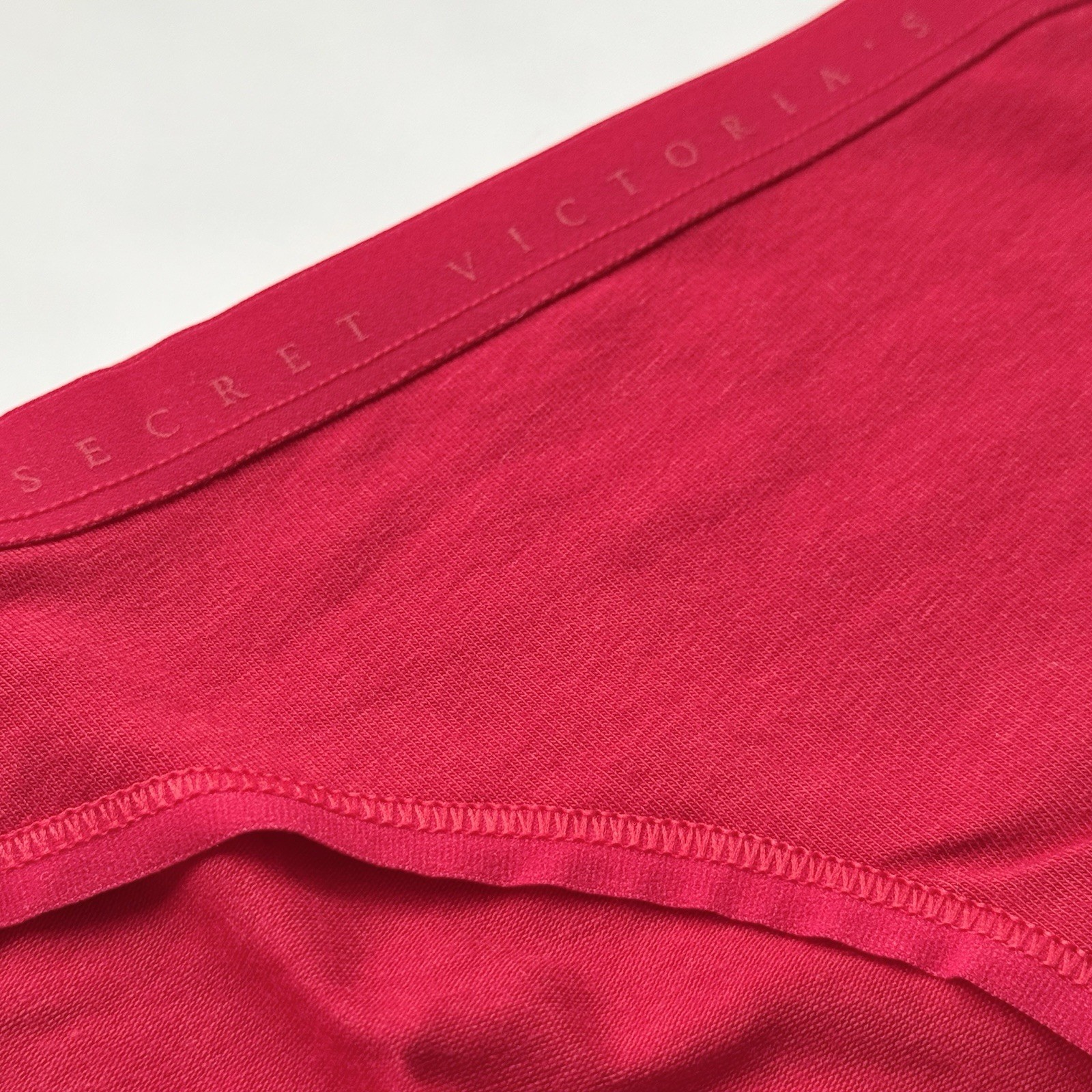 Victoria’s Secret Stretch Cotton Smooth Bikini Panty Lipstick Size M