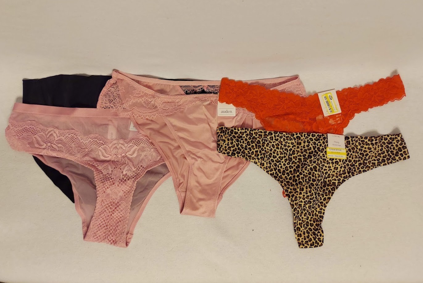 NWT Lot of 5 Auden Bonded or Invisible Edge Thong Bikini Panties Size L (12-14)