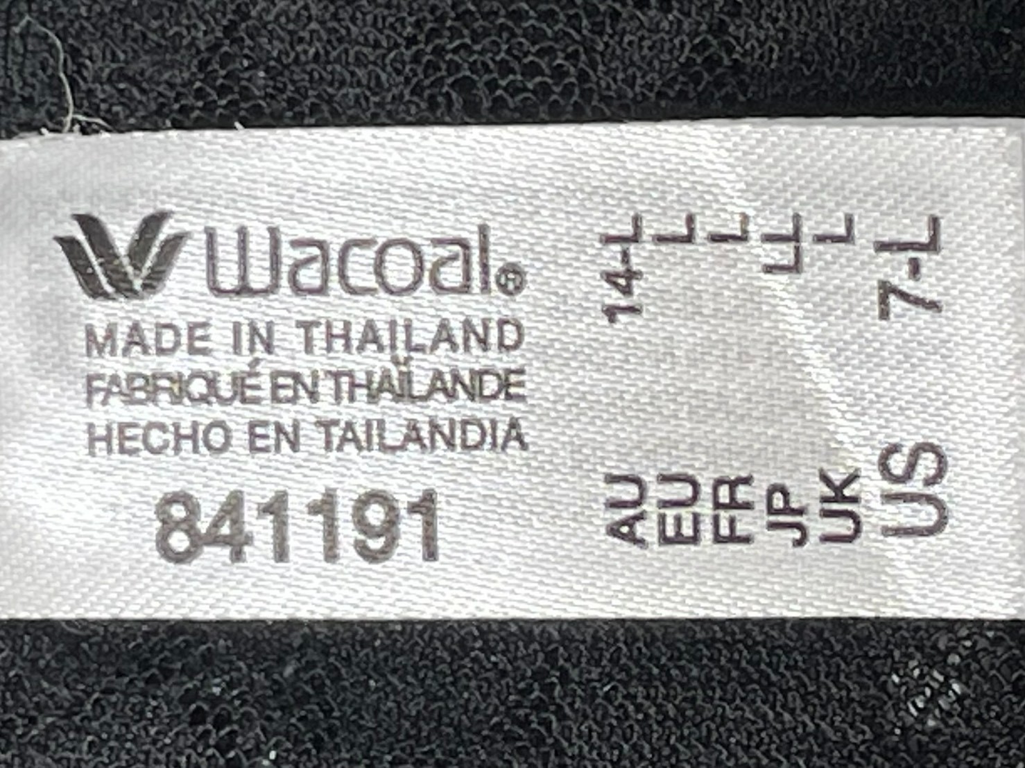 NWT Wacoal Women’s L Black Lace Panties 841191