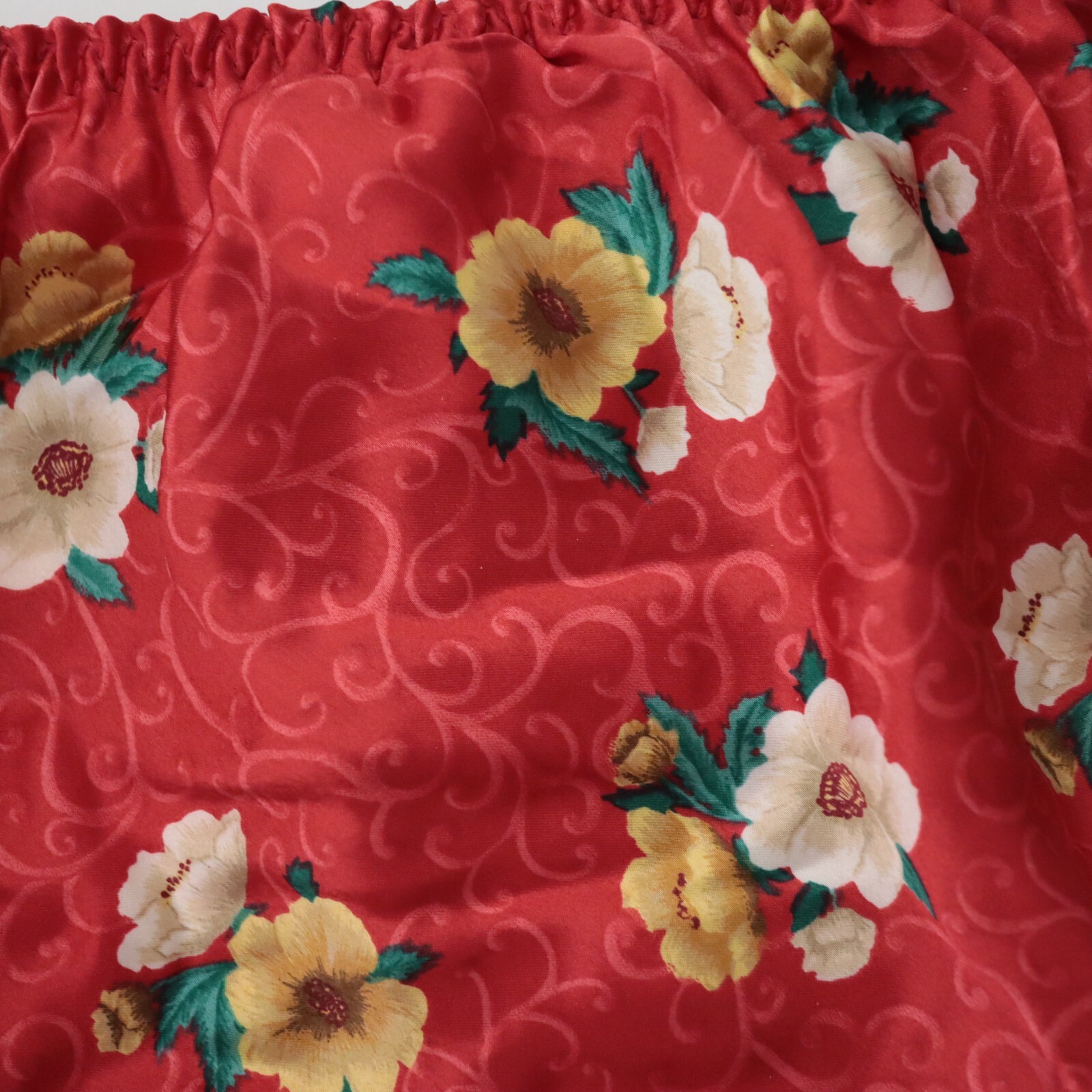 2 NEW VTG 90s Y2K Floral Polyester Satin String Bikini Panty Lot MEDIUM