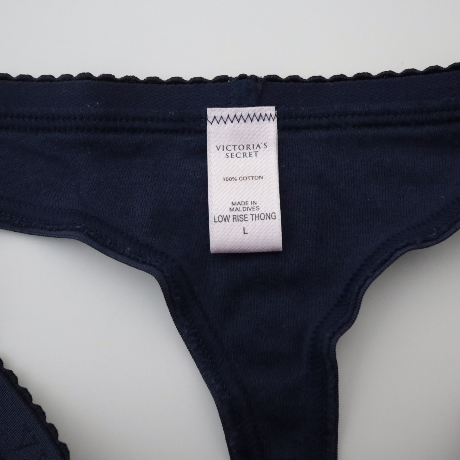 Victoria’s Secret VTG 100% Cotton Signature Low Rise Thong Panty LARGE