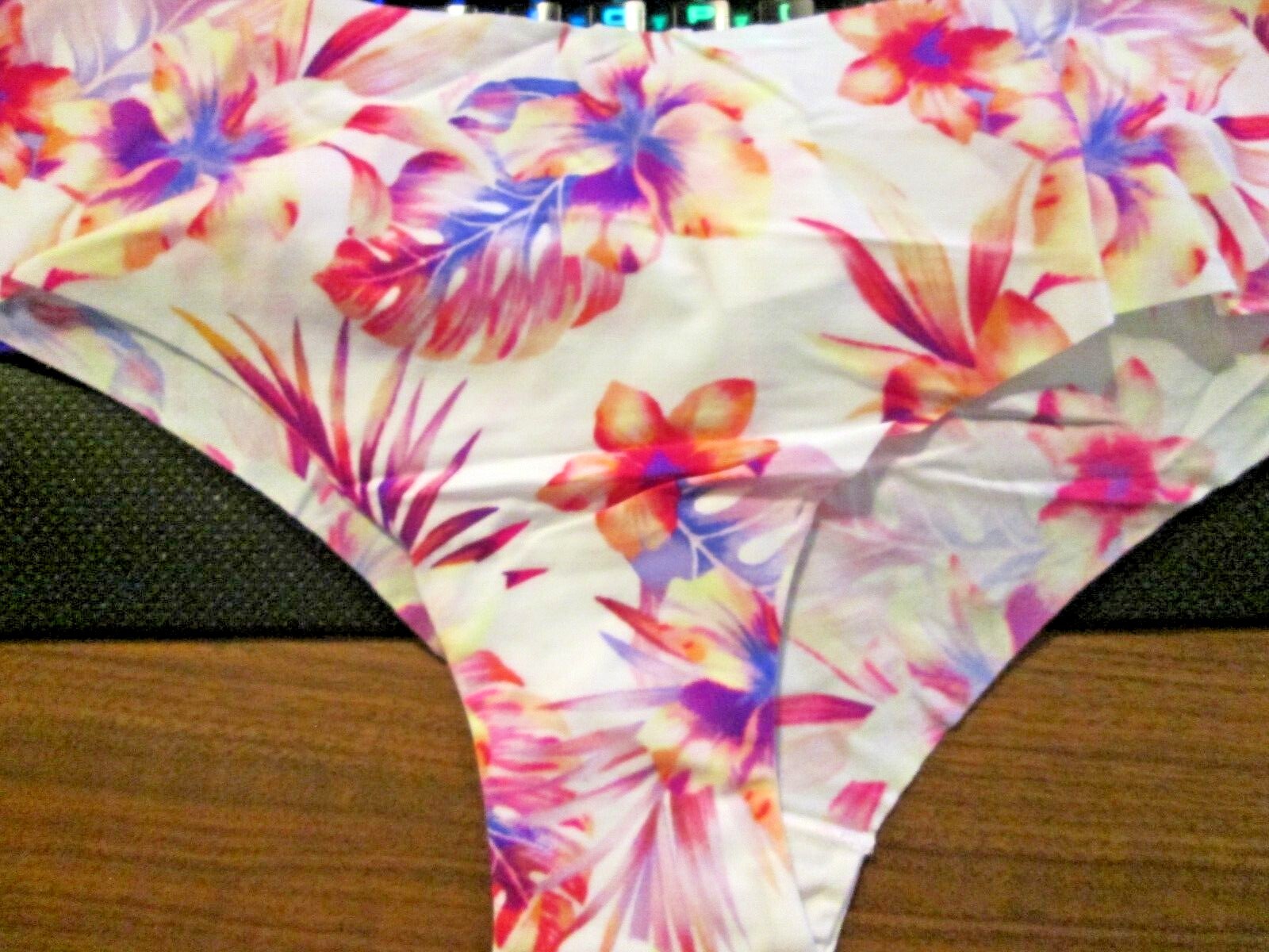 New Victorias Secret🌹🌹Soft Cheeky 🌹💲Discounts on 2+💲🌹XS,S,M,L,XL,XXL ~🌹