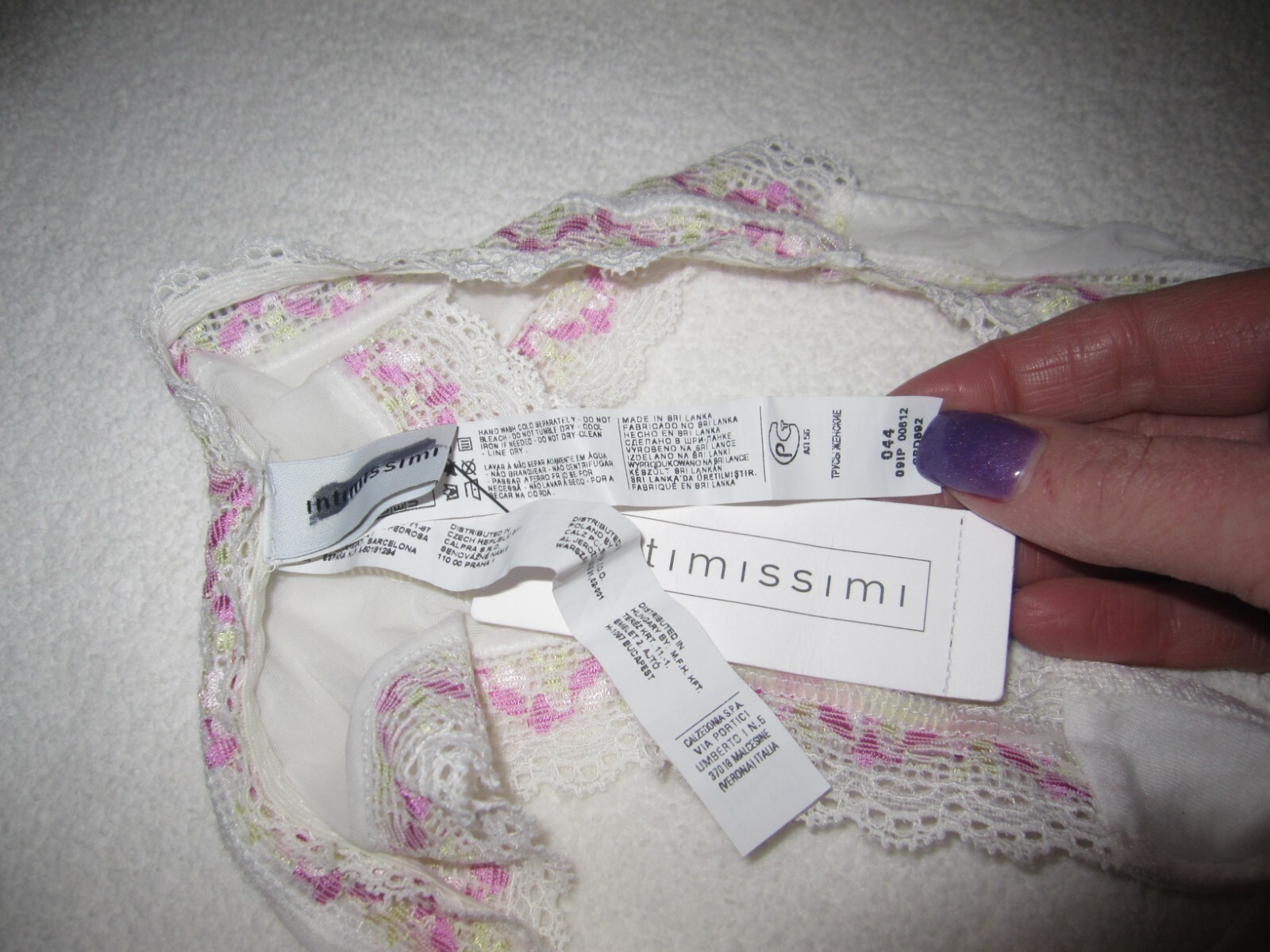 INTIMISSIMI NWT Sheer Lace Cream Thong Underwear Womens Size L Large NEW