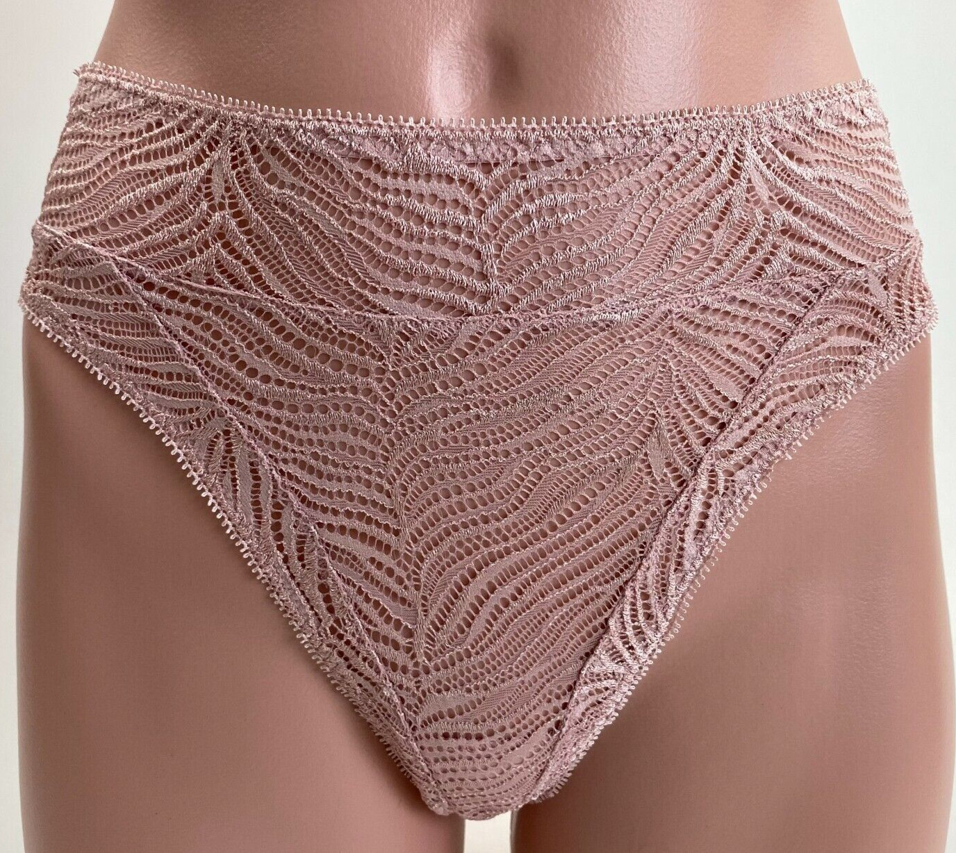 Victoria’s Secret Very Sexy Zebra Strappy Lace Brazilian Slip Pink Size M NWT