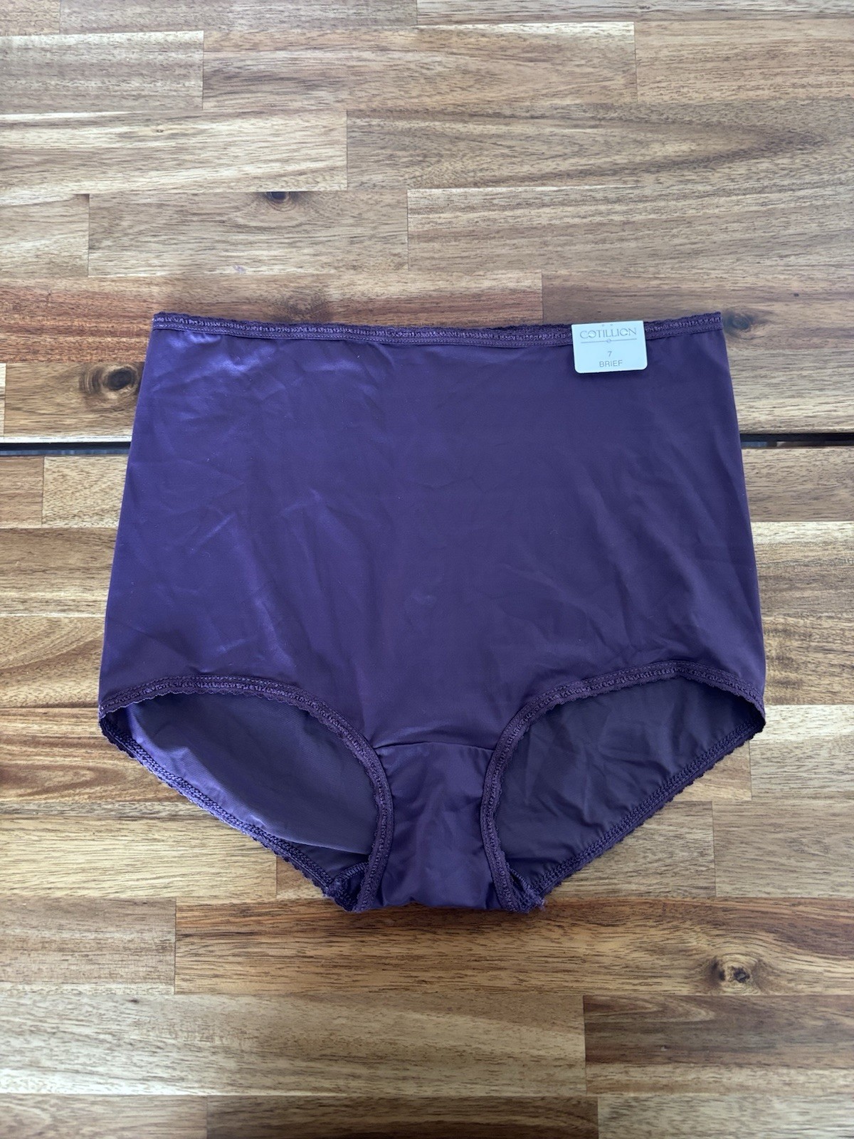 2 Cotillion Briefs Hipster Panties Size: 7 NWT Plum & Black Underwear