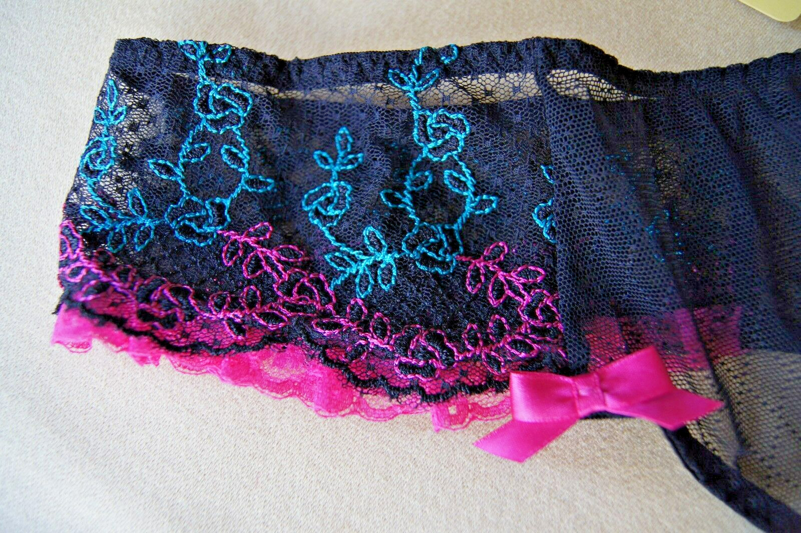 Masquerade by Panache Showtime CARNIVAL Black/Pink Hipster Thongs