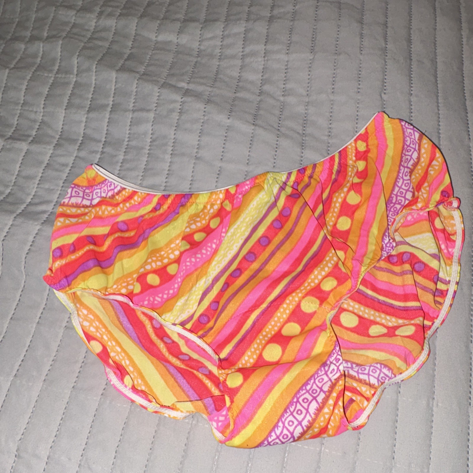 Lorraine Women’s 100% Nylon Panties Size 6 Regular Pink Orange Purple NOS