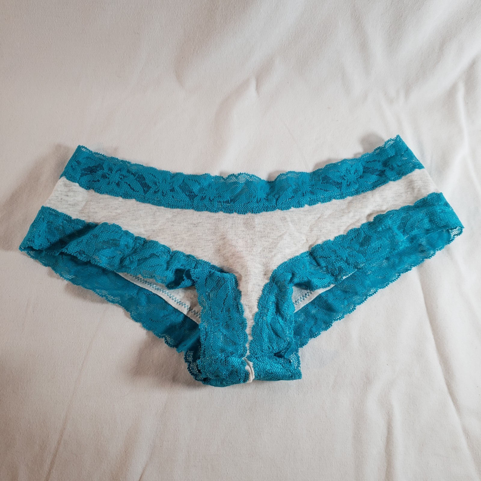 Victoria’s Secret PINK Extra Low Rise Cheekster M Gray Teal Blue Lace