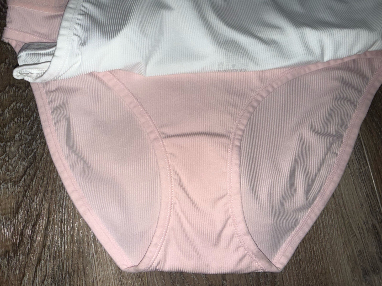 IZOD ~ 5-Pair Womens Bikini Underwear Panties Polyester Blend Ribbed ~ M