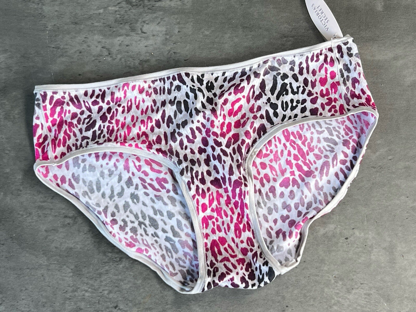 Vintage Victorias Secret Leopard Panty – Raspberry Pink | L | New | Silky Smooth