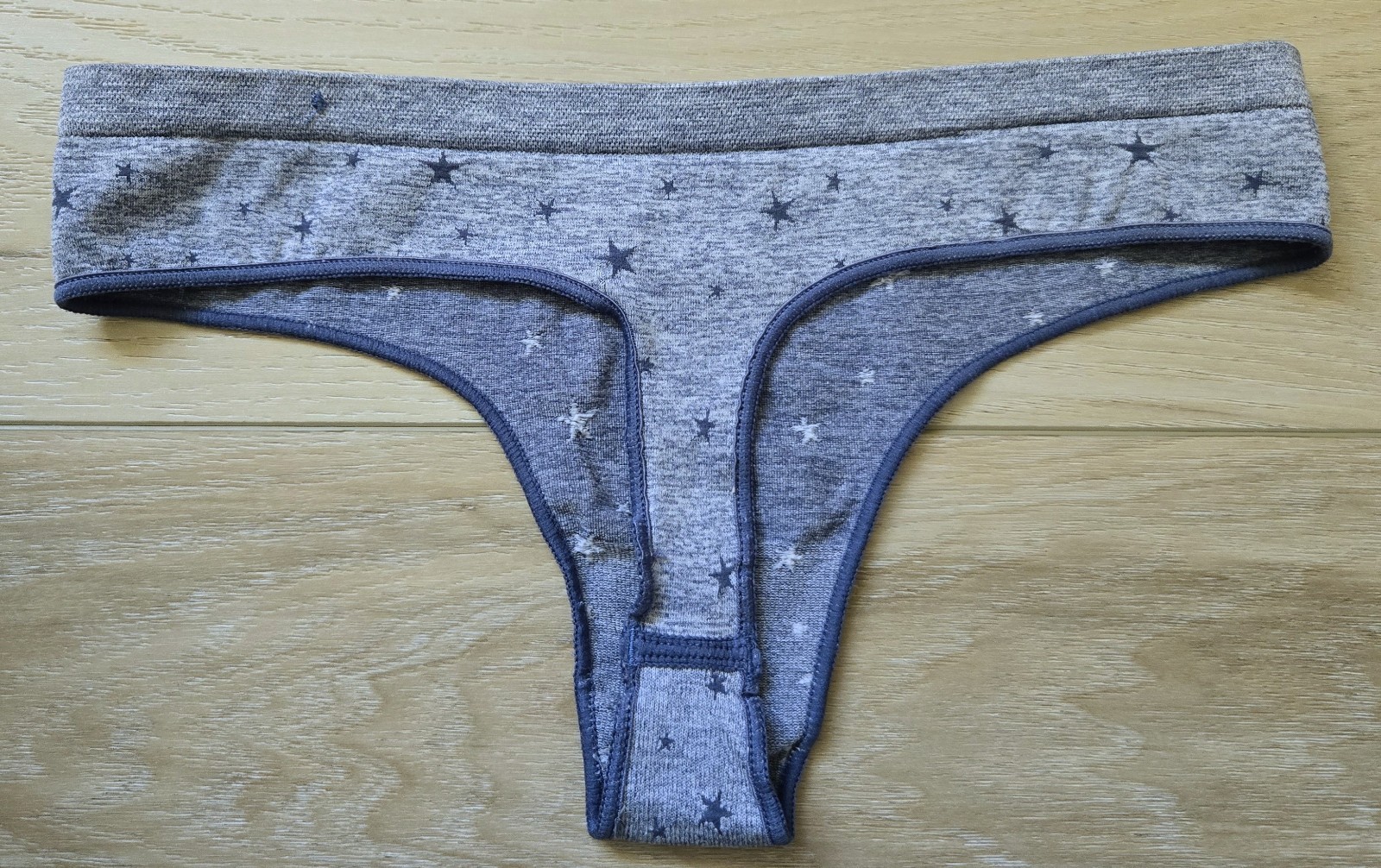 Victoria’s Secret PINK Blue Patriotic Star Print Seamless Thong Panties XS