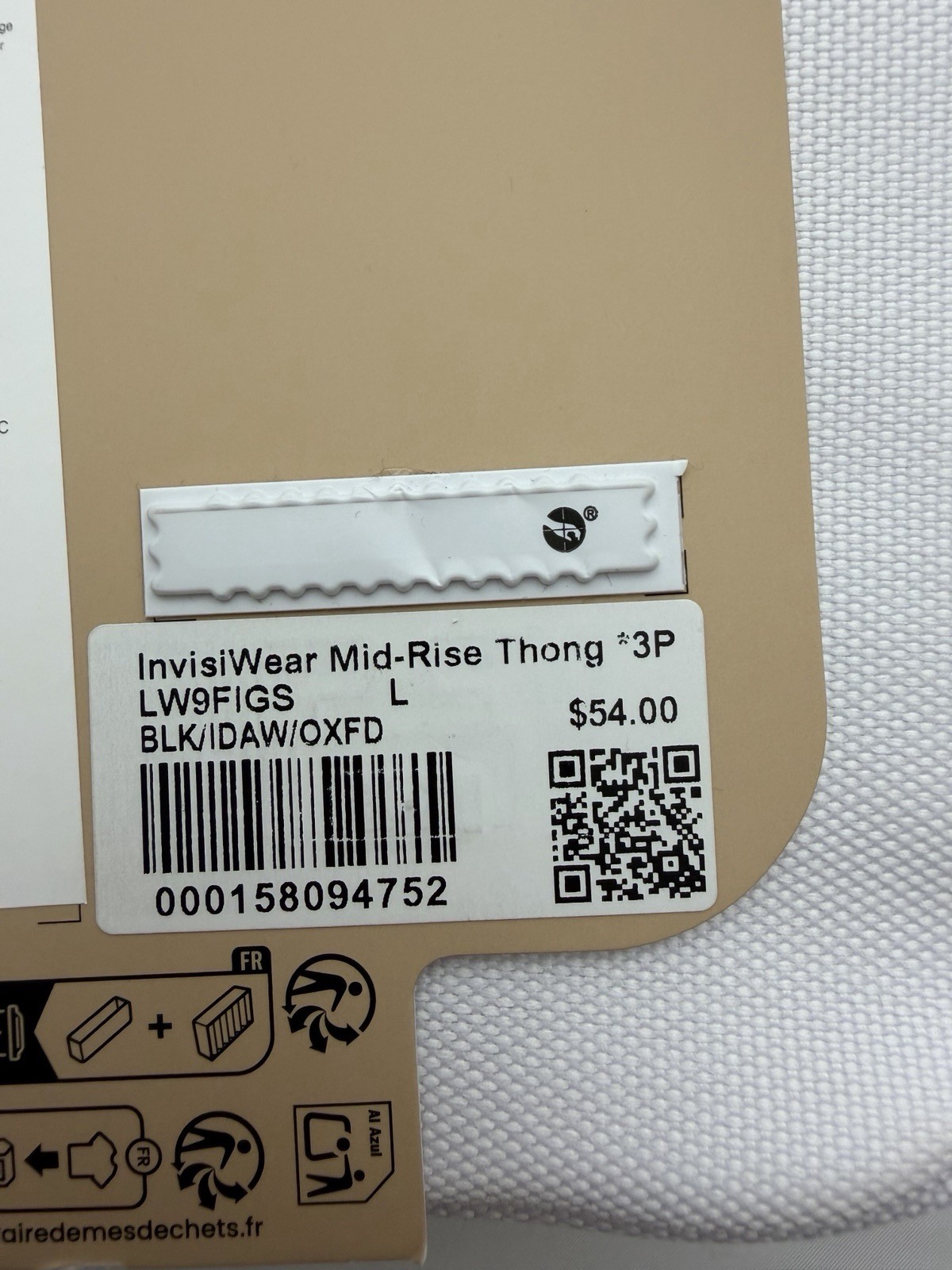 NWT Size Large Lululemon InvisiWear Mid-Rise Thong 3 Pack Holiday Underwear