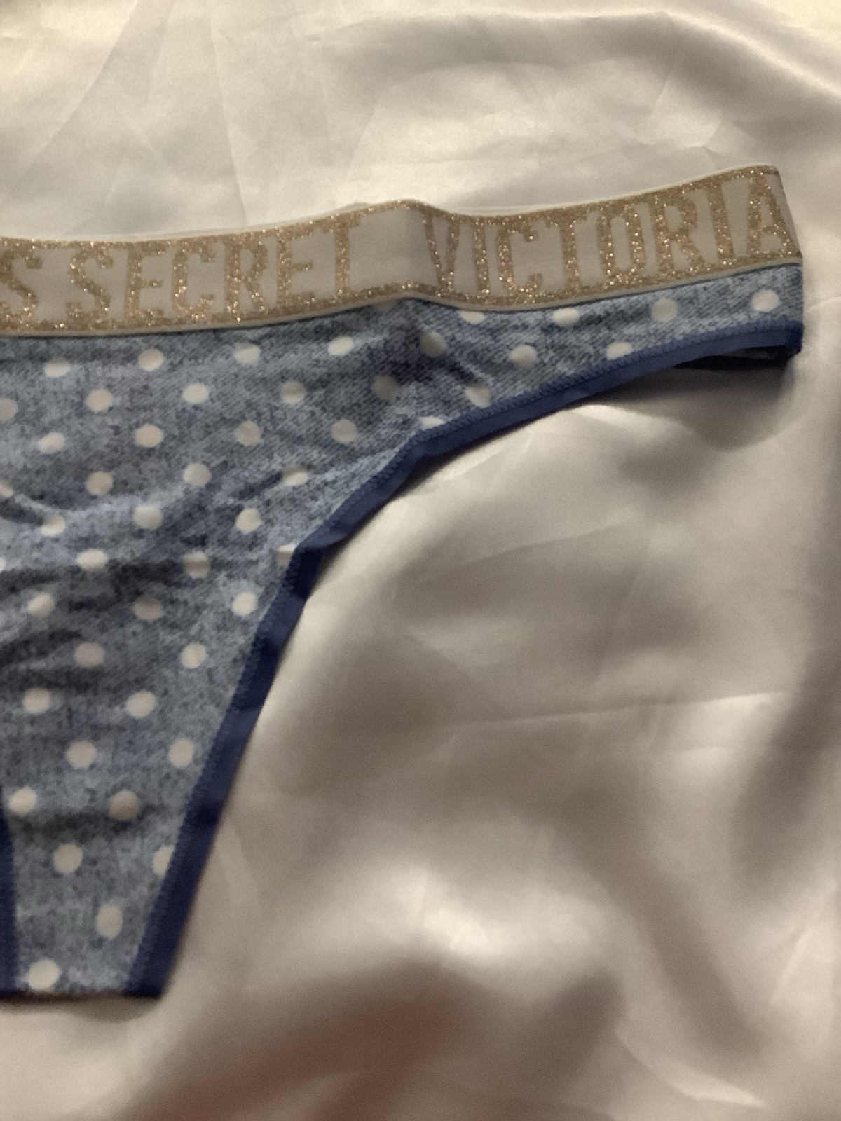 Victoria’s Secret PINK Women’s Thong Panties Blue Polka Dot Gold Glitter 1pk L