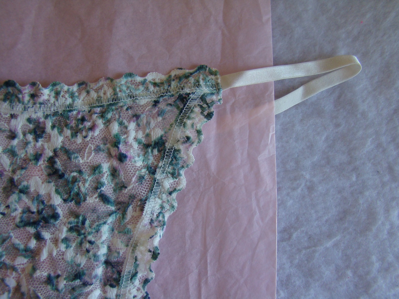 New Victoria’s Secret Off White Green Purple Floral Lace Strappy Thong Panty