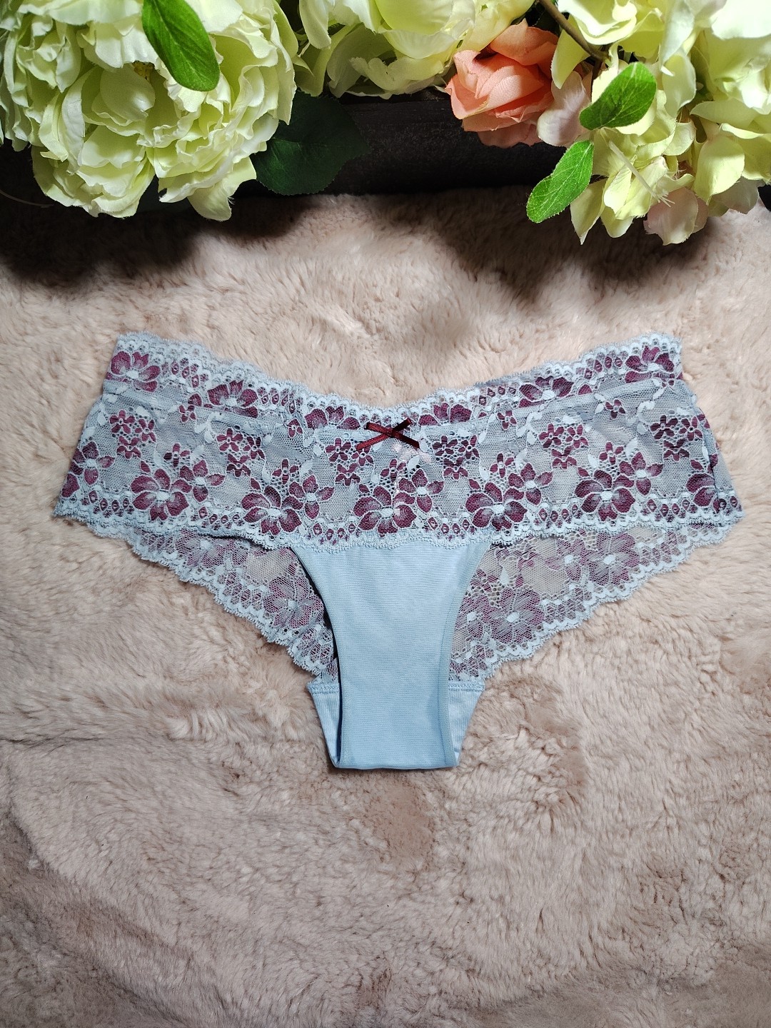 Vintage Victoria’s Secret Sexy Little Things Lace Cheeky Small