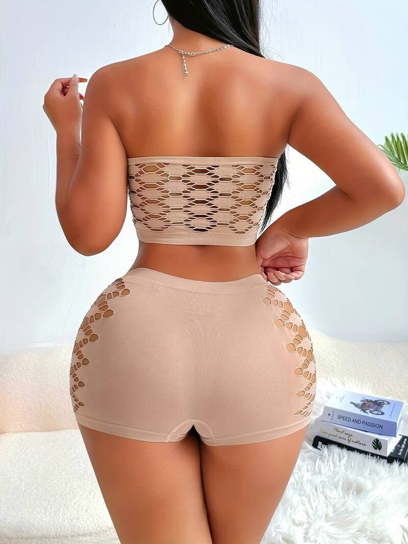 Sexy Lingerie Set. Solid Seamless Hollow Out Strapless Bandeau & Panties.