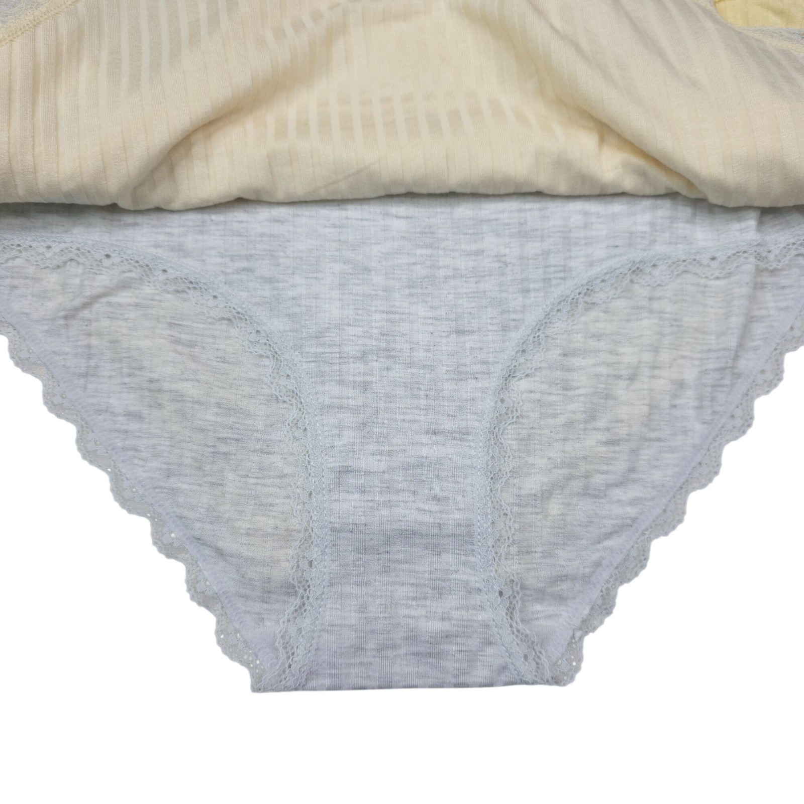 Laura Ashley Womens Super Soft 5-Pack Lace Trim Panties Bikini Briefs Medium