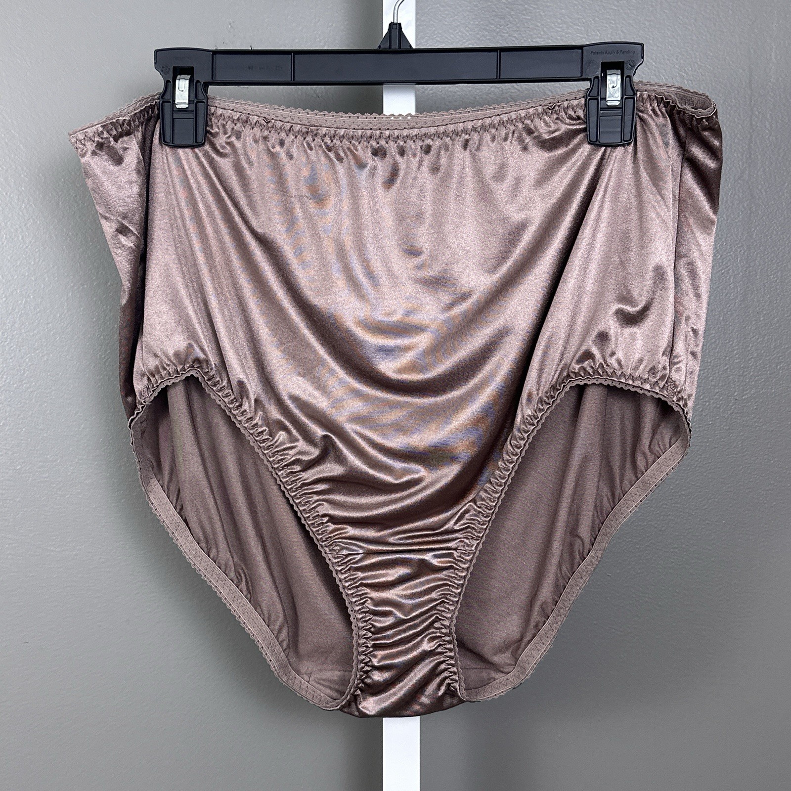 Vanity Fair Undershapers Light Control Briefs 5XL Size 12 Silky Satin Panties