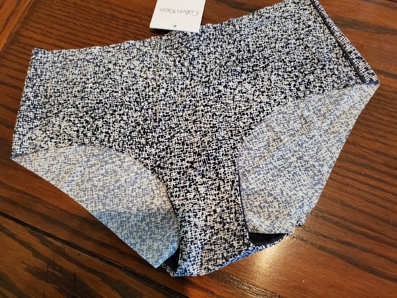 NWT CALVIN KLEIN NYLON SPANDEX MICROFIBER HIPSTER PANTIES GRID D3508 LW2 L