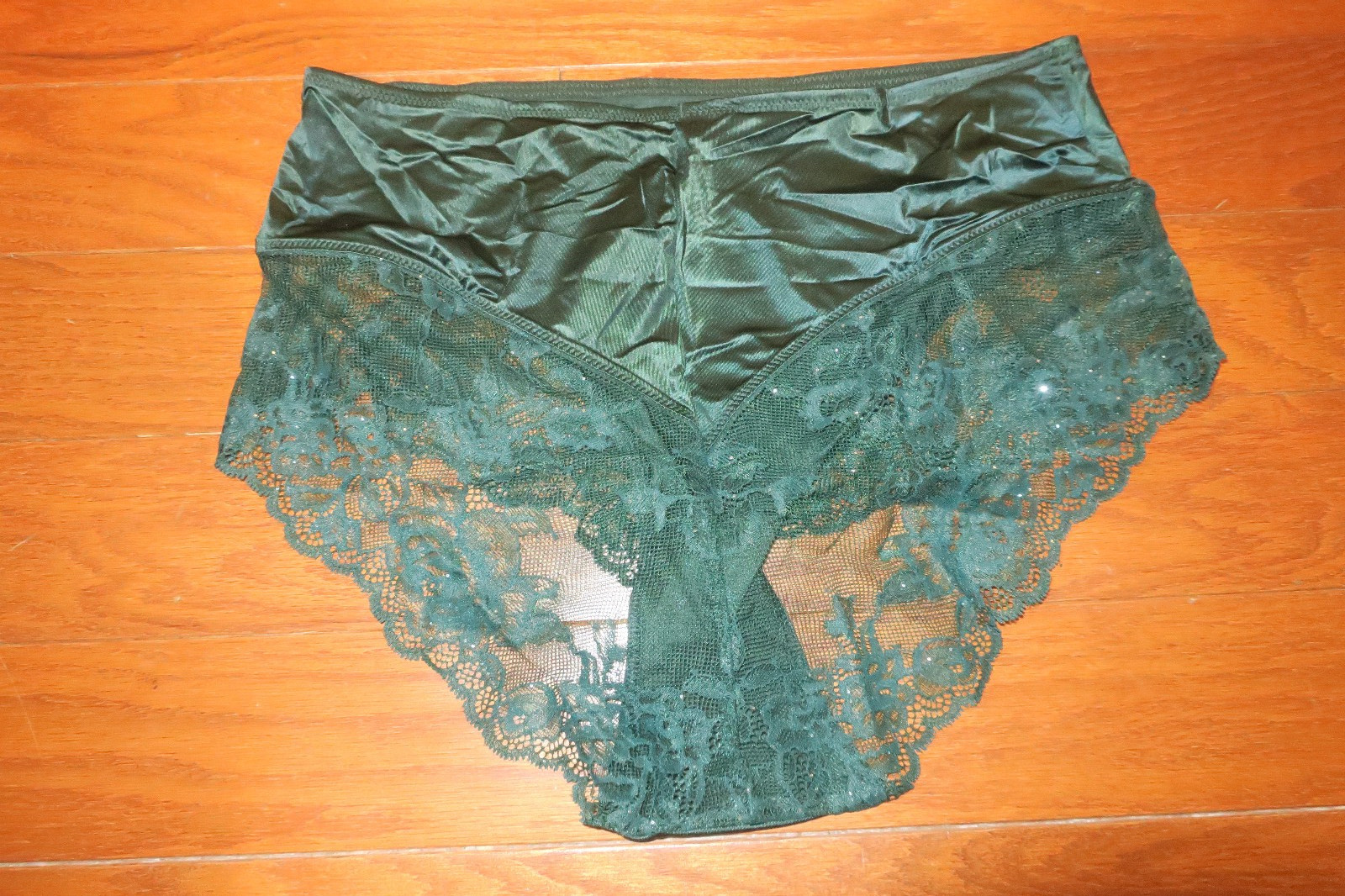 🌹M🌹VICTORIA’S SECRET🌹VERY SEXY SATIN GREEN HIGH WAIST CUT LEG BRIEF🌹PANTIES