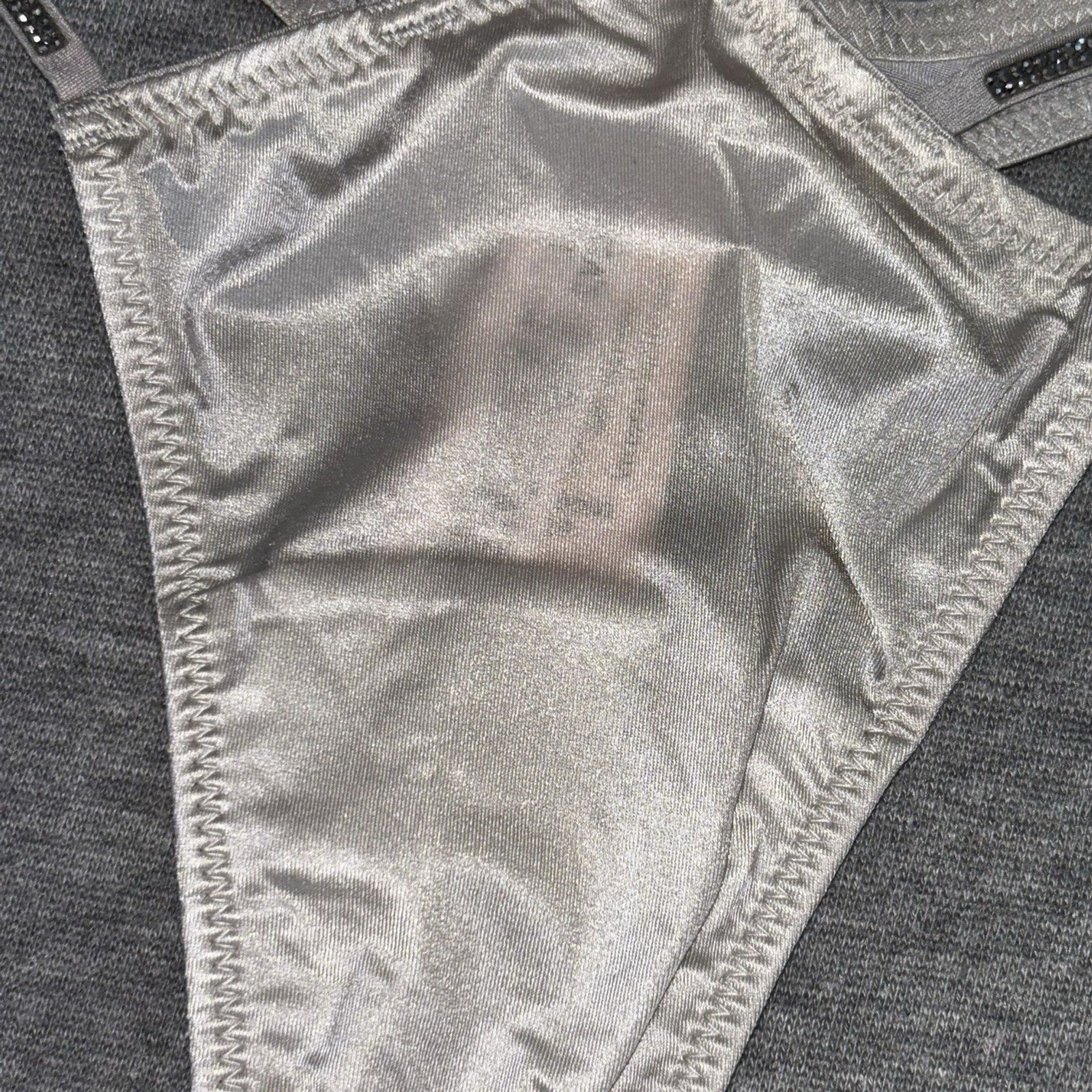 NWT Victoria’s Secret Very Sexy High Leg Star Rhinestone Bling Thong Panties MD