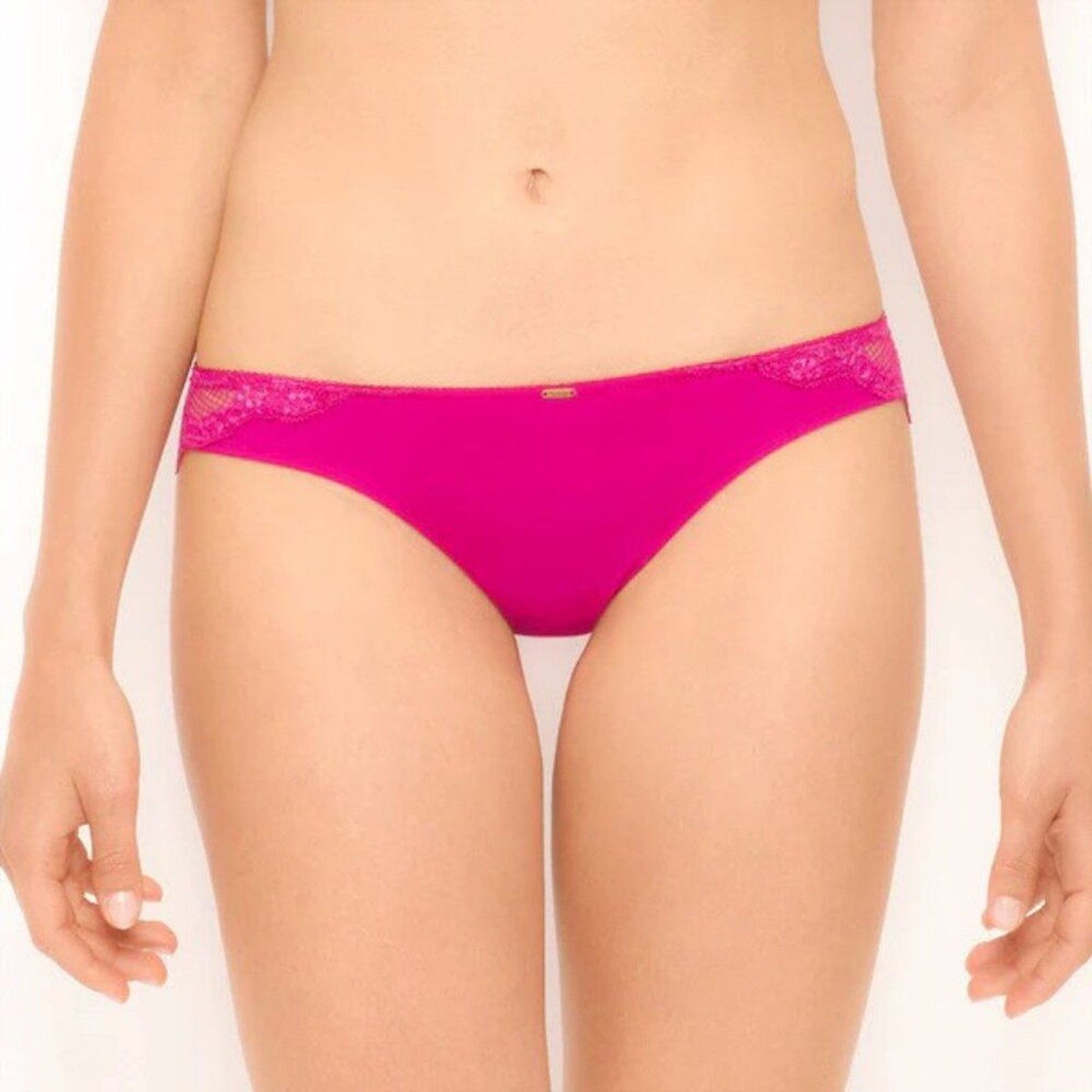 BeMe NYC Women’s Rough & Tumble Lace True Bikini – NWT