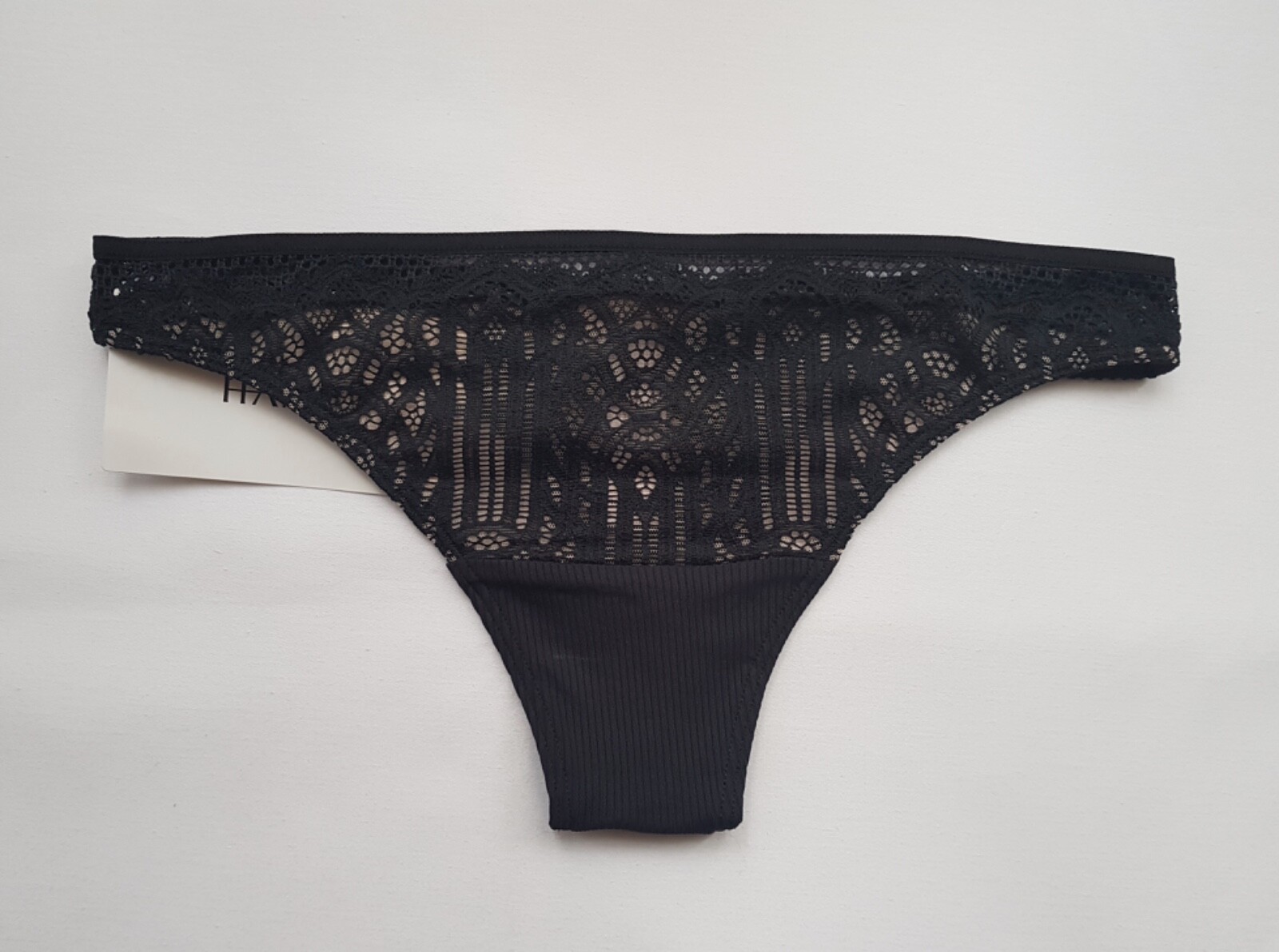 New Hanro Thong Nala Thong Black Size S