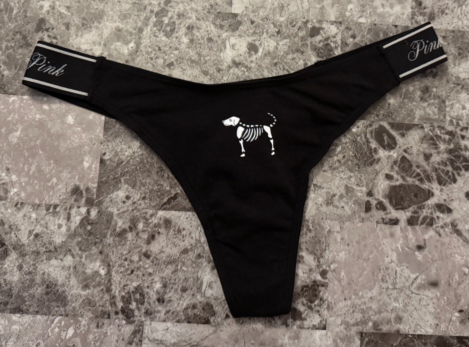 NWT VICTORIA’S SECRET PINK BLACK WHITE SKELETON DOG HALLOWEEN THONG PANTIES