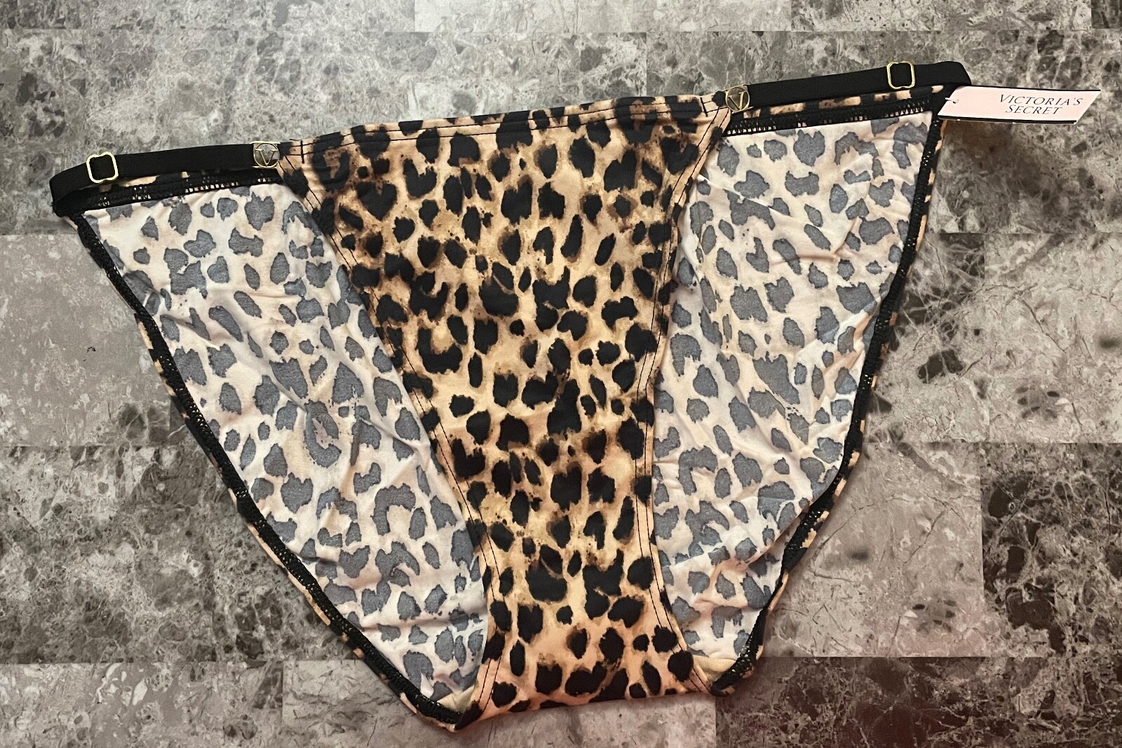 NWT VICTORIA’S SECRET LEOPARD SMOOTH GOLD ADJUSTABLE STRAP STRING BIKINI PANTIES
