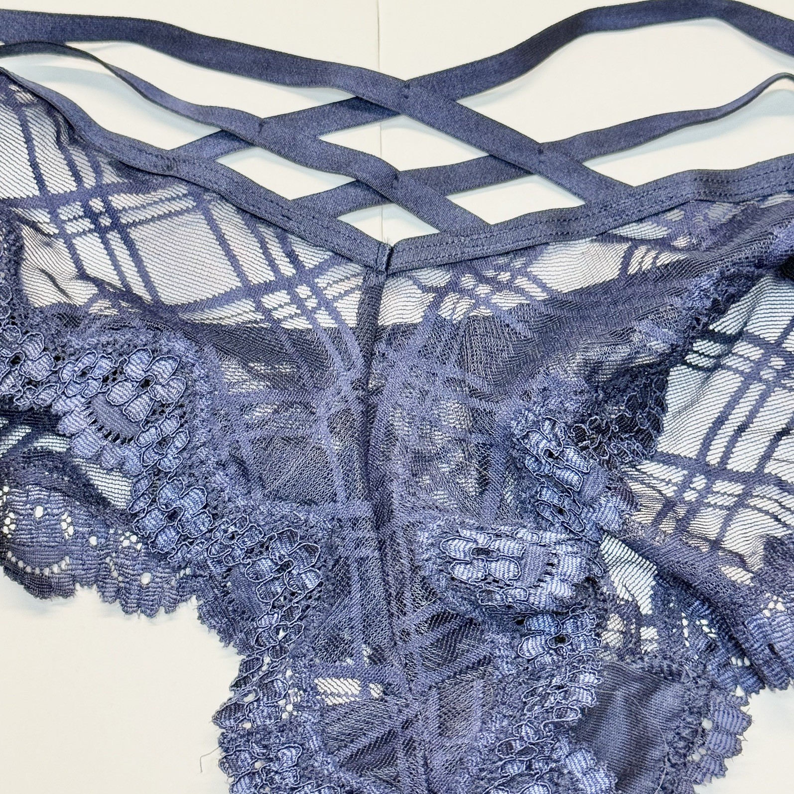 NWT 2016 Vintage Victoria’s Secret Navy Blue Lace Strappy Cheeky Panty Small