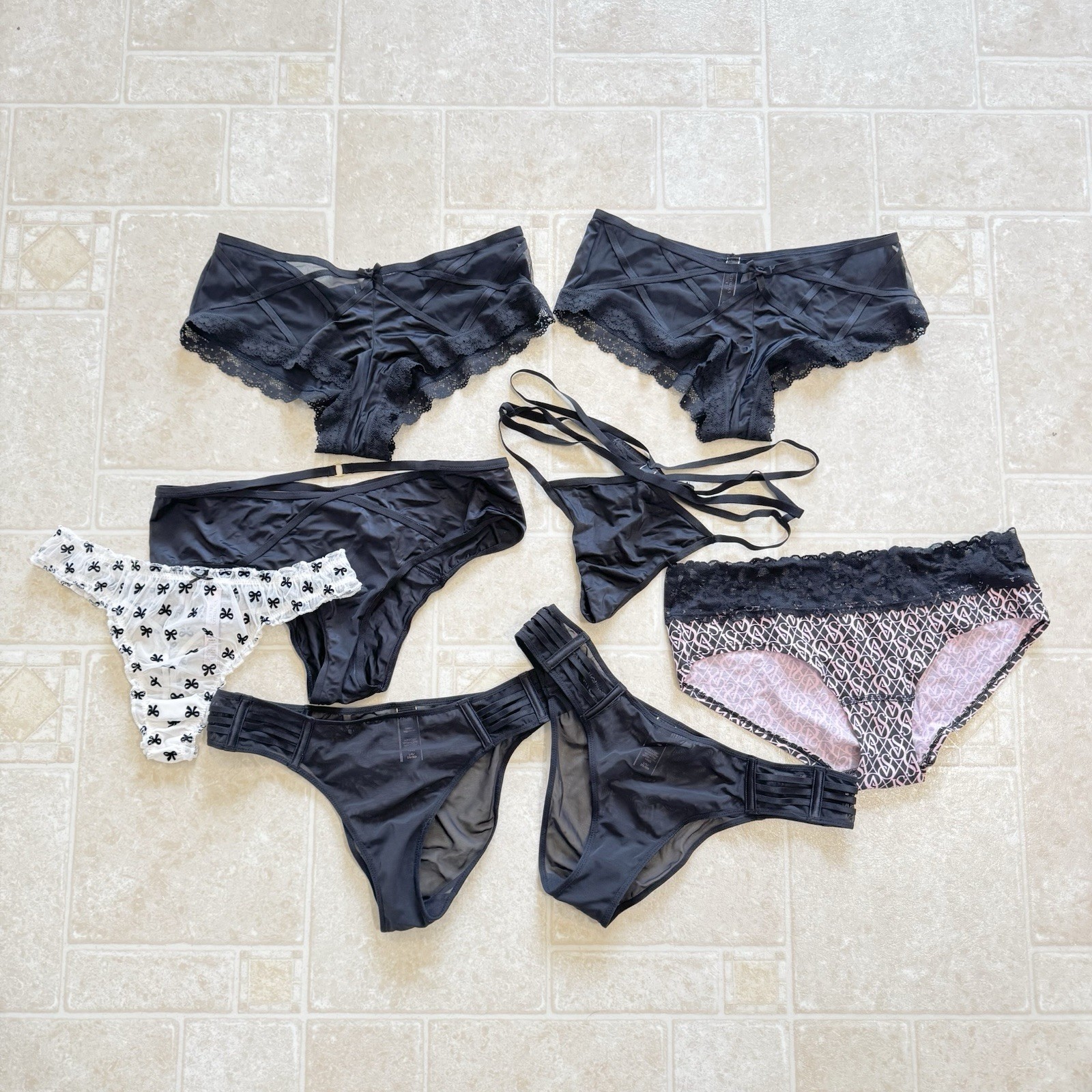 Victoria’s Secret Very Sexy Thong Cheeky Panty Lot Size L Alternative Goth Emo