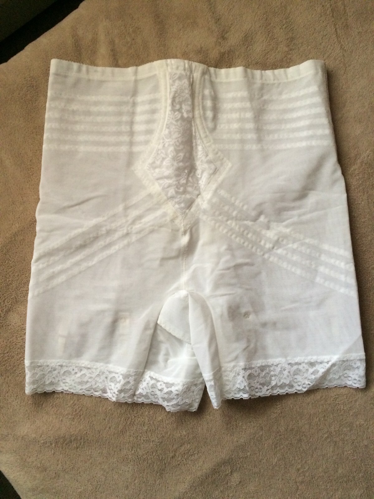 Rago sz 50 White High Waist X Firm Control 6 Garter Girdle Style 2038-2 NWOT