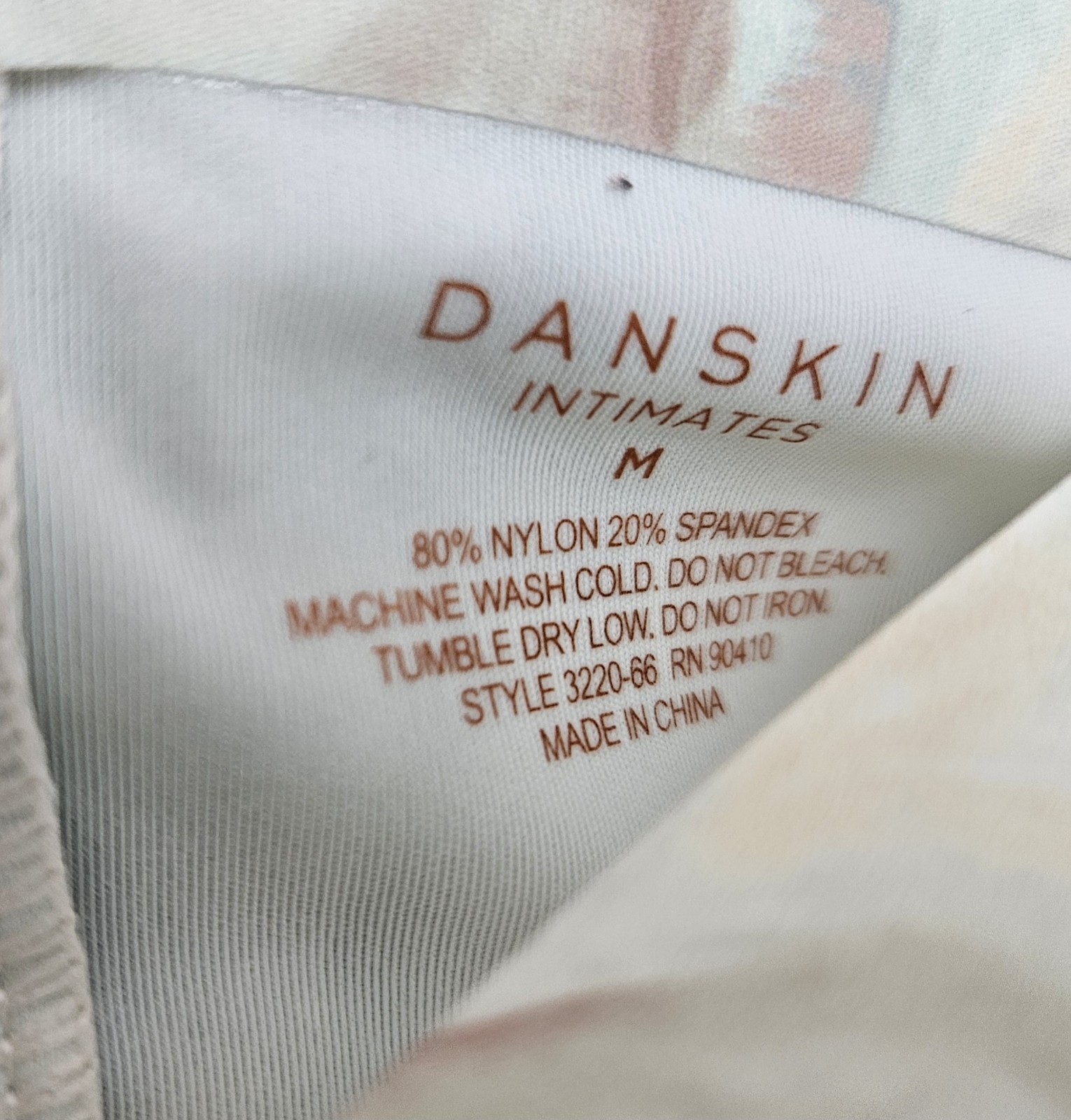 DANSKIN 5 Pack Women’s Medium Logo No Show Microfiber Panties Beige Cream Green