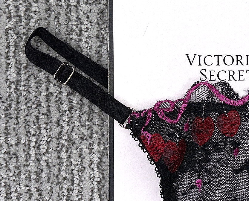 Victoria’s Secret Very Sexy NWT XXL Black Cherry Embroider V String Panty Bow
