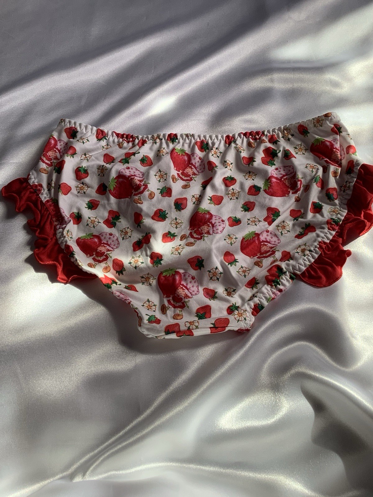 Strawberry Shortcake Licensed Women’s Teen Kawaii Bikini Panties Ruffle Medium