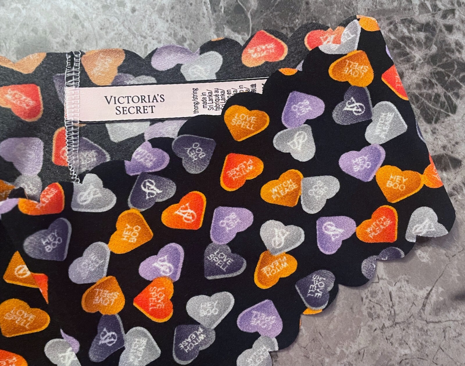 NWOT VICTORIA’S SECRET HALLOWEEN CANDY HEART WITCH PLEASE NO SHOW THONG PANTIES