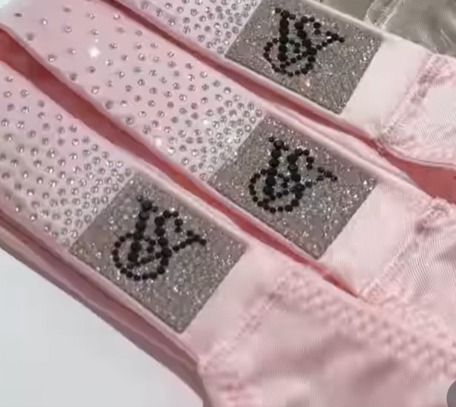 NEW 45$ Victoria’s Secret SIZE XXL RARE Pink Crotchless Shine Strap Panties