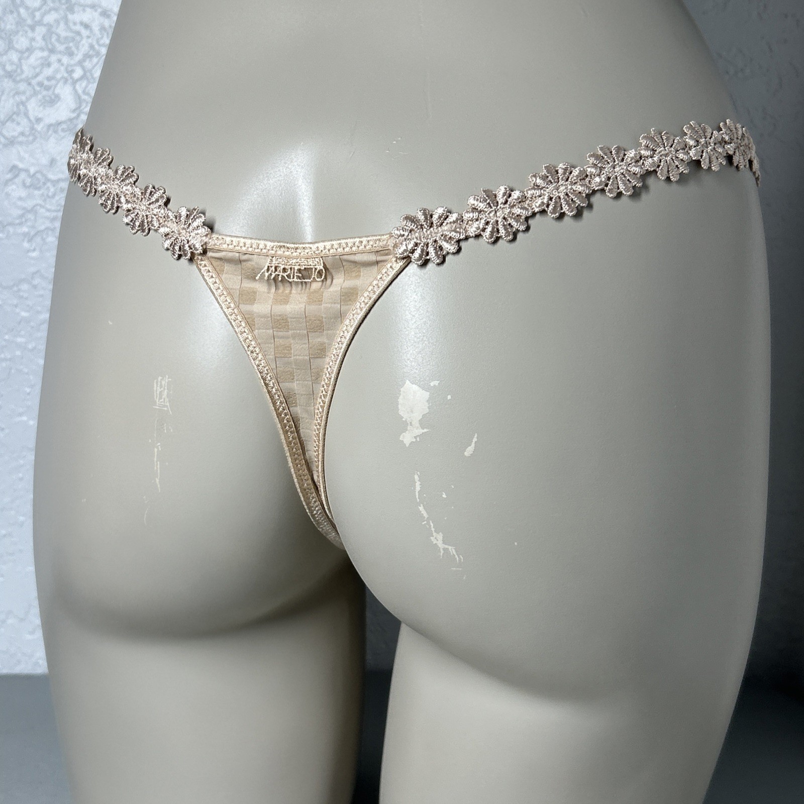 Marie Jo 0600413 Avero String Thong Panty UK EL Floral Band Beige