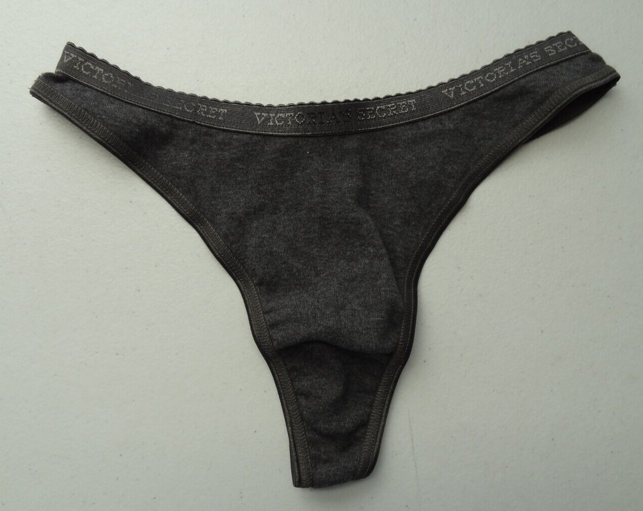 CHOICE NWT Victoria’s Secret VS S Low-Rise Cotton Thong VTG 2004 Logo Waistband