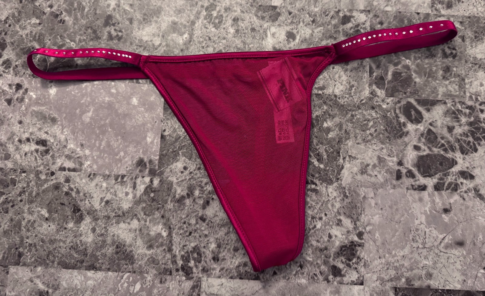 NWT VICTORIA’S SECRET PINK RED MESH SILVER RHINESTONE STRAP V STRING PANTIES