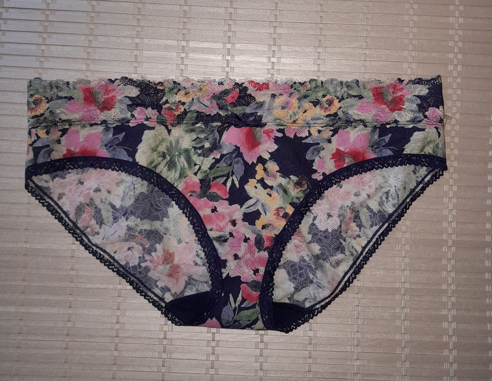NWOT Cacique Women’s size 14/16 High Leg Brief & Floral Stretch Lace Hipster