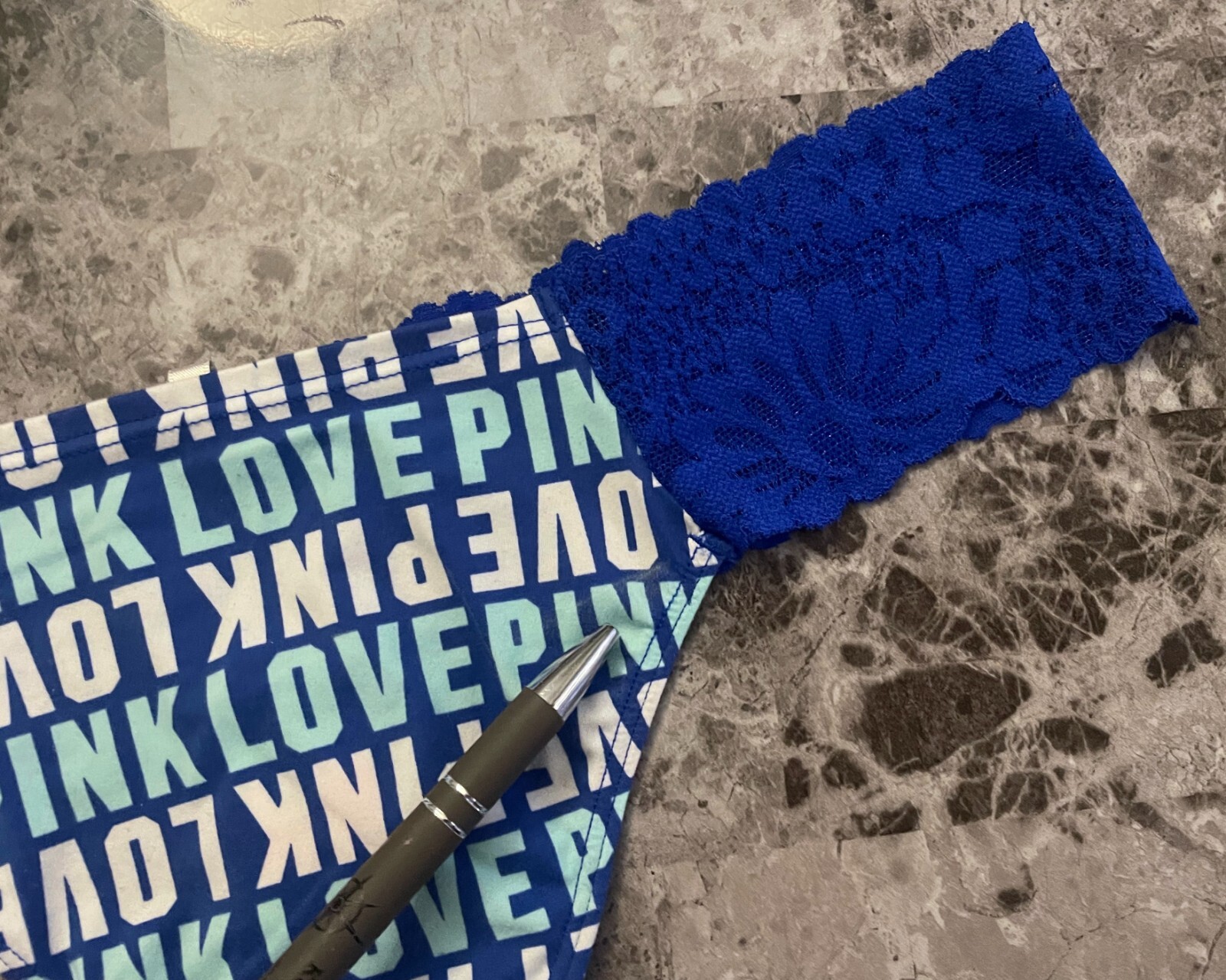 NWT VICTORIA’S SECRET PINK L SOFT BLUE AQUA LOGO FLORAL LACE RARE THONG PANTIES
