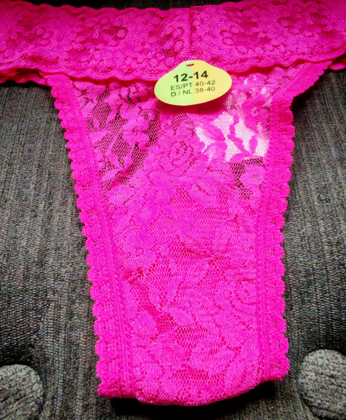 Primark Secret Possessions Fuchsia Pink Lacey Thong Size Medium 12 To 14