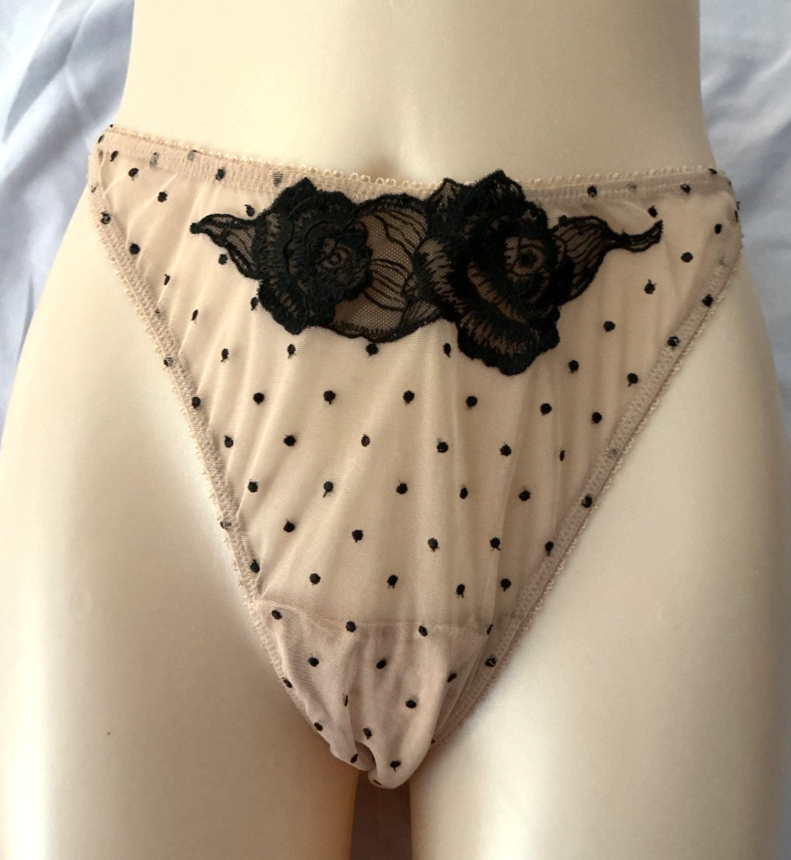 Victoria’s Secret Beige sheer rose embroidered brazilian panty XL (GH428)