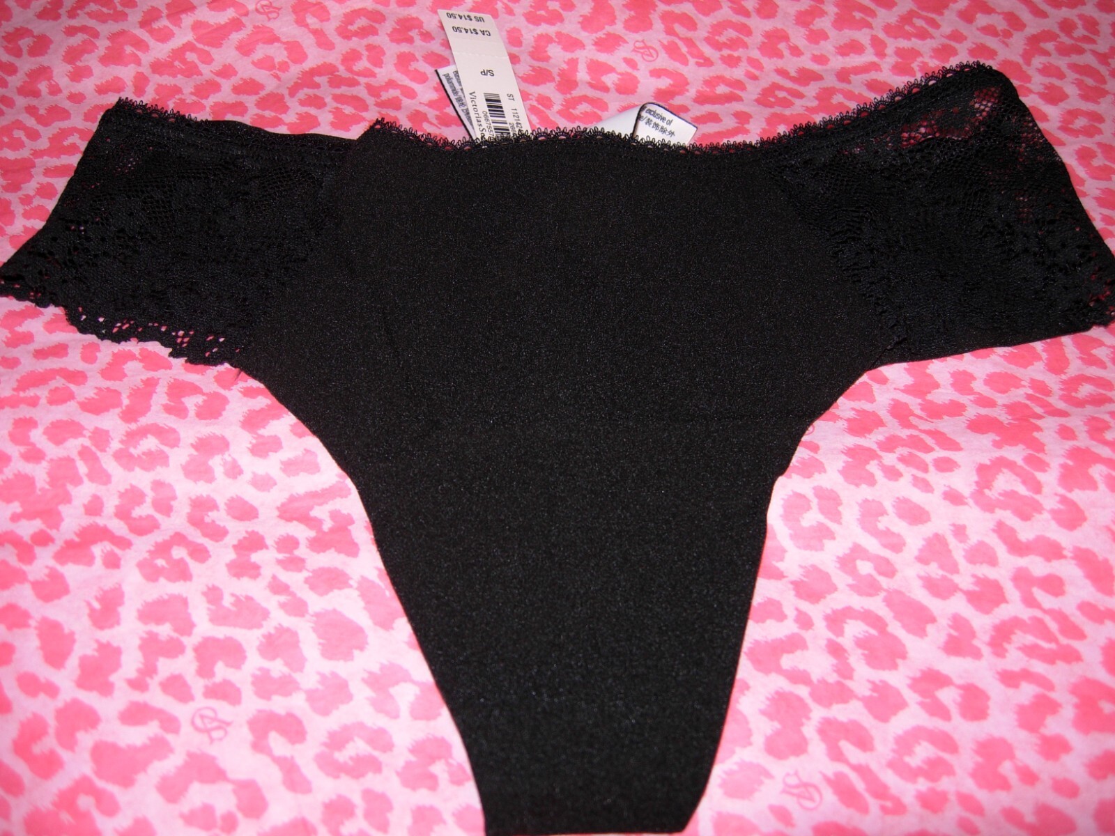 Victoria’s Secret Sexy Thong Raw Cut No Show Black Lacie Hips M L NWT