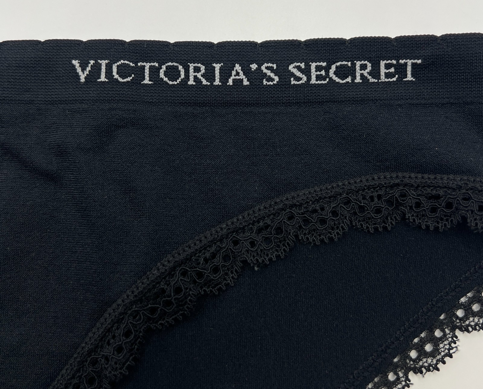 VICTORIA’S SECRET PANTIES SIZE LARGE L SOLID BLACK SILKY LACE CHEEKY VS LOGO NWT