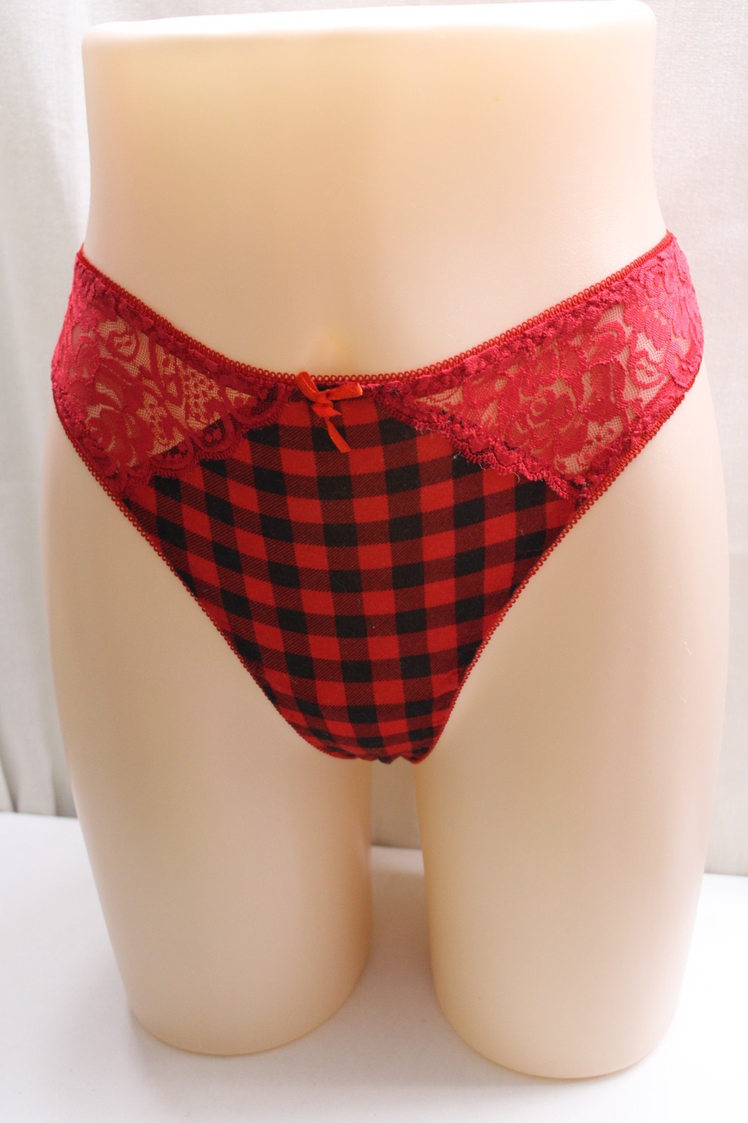 red and black plaid polyester elastane lace&bow thong panty L
