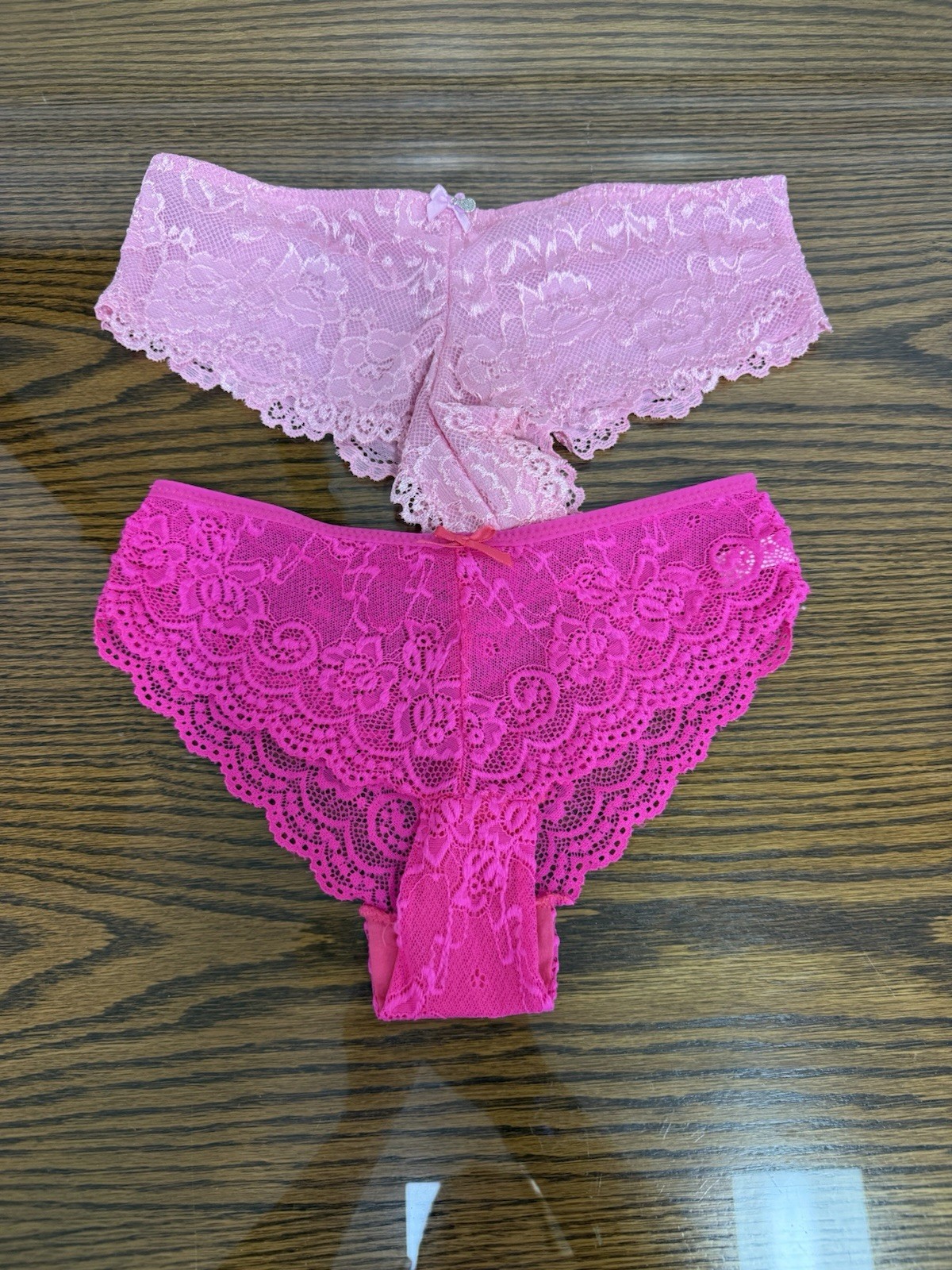 Womens – – Hot Pink Lacy Panties/Undergarment – Size Med